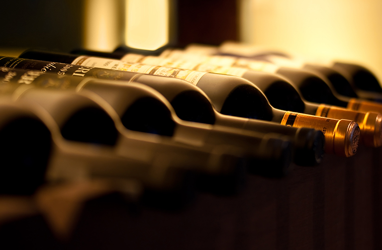 Customized wine bottle label Toorak Wine Bottles